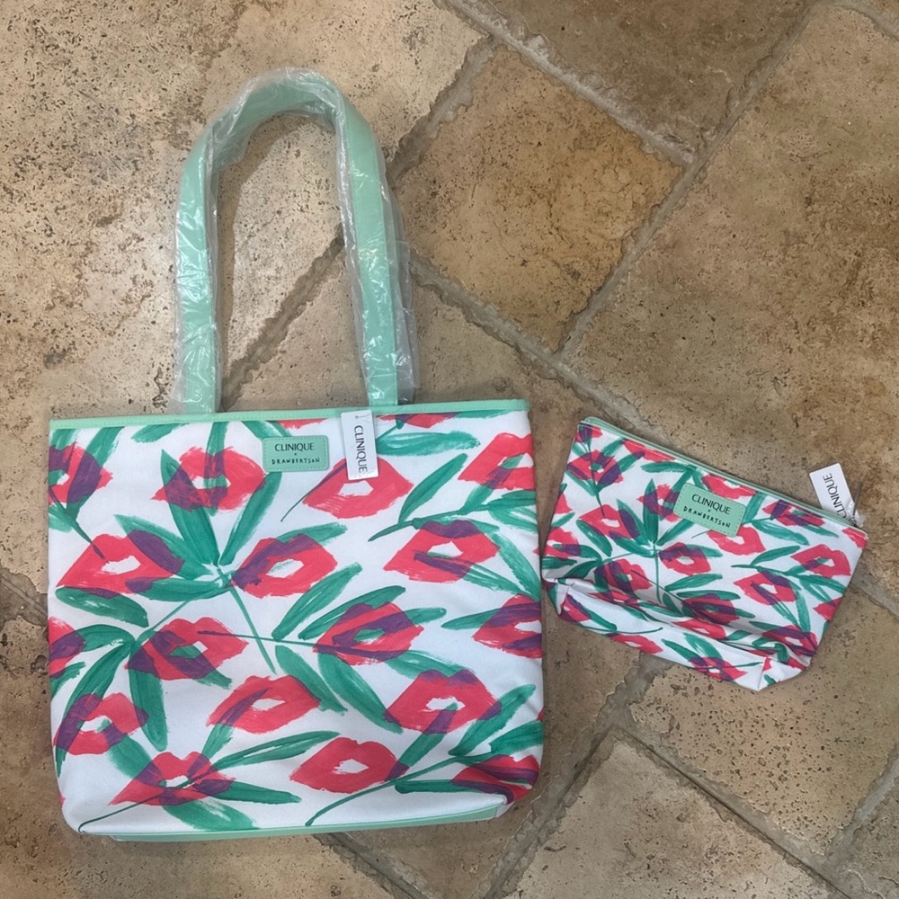 Clinique x Drawbertson Floral Lips Makeup/Toiletries Bag (New with Tags) & Tote